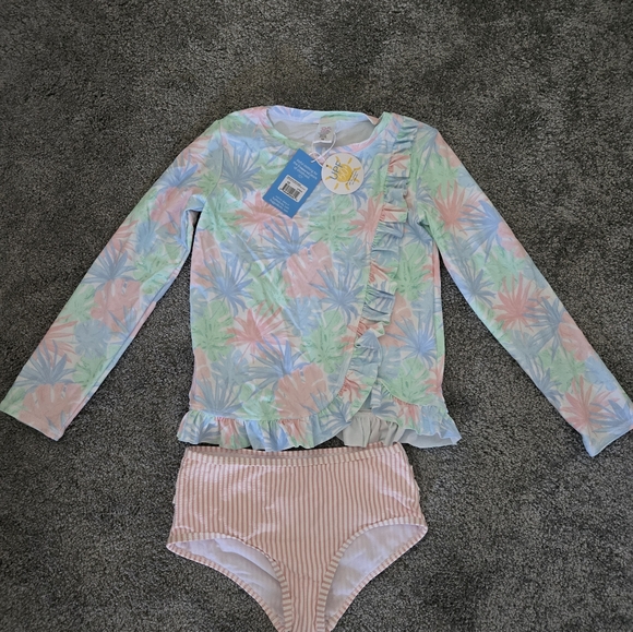 Ruffel Butt's Size 10 girls rashguard 2 piace bathing suite. - Picture 6 of 10